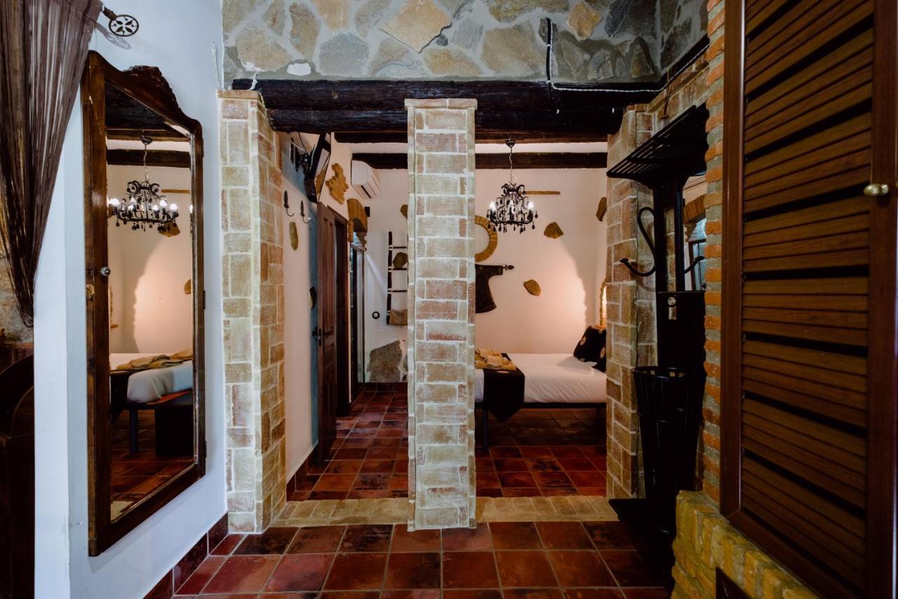 Hotel Rural Finca La Herencia Guadalcanal Dış mekan fotoğraf