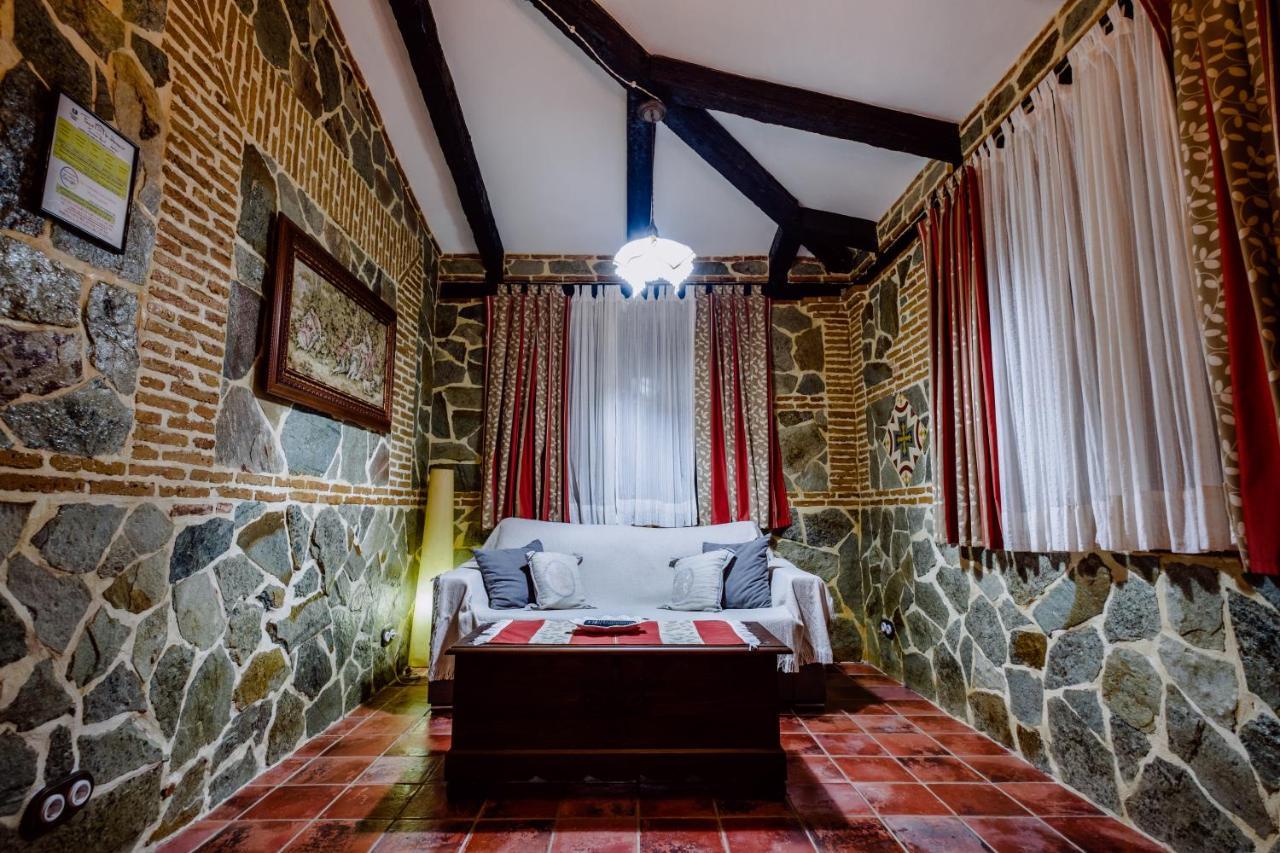 Hotel Rural Finca La Herencia Guadalcanal Dış mekan fotoğraf